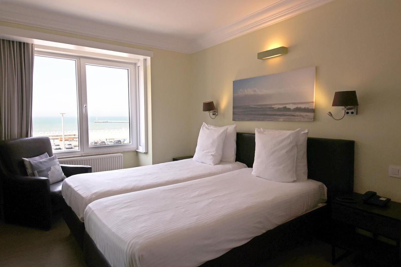 Hotel Uilenspiegel Nieuwpoort Bagian luar foto