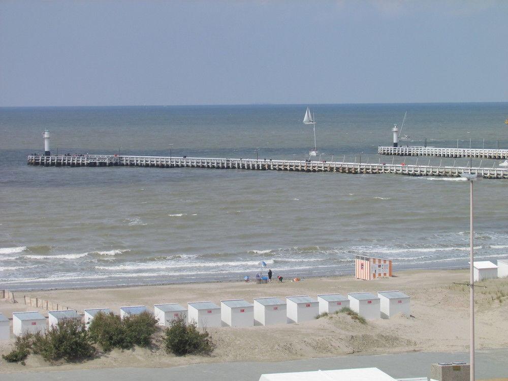 Hotel Uilenspiegel Nieuwpoort Bagian luar foto